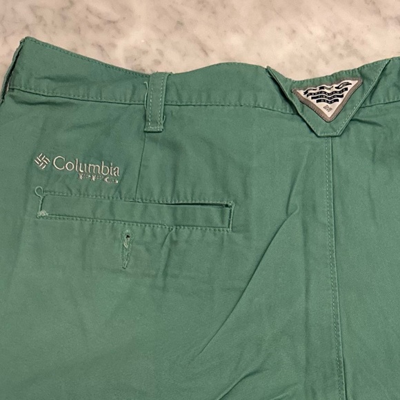 Men’s Columbia PFG 36w shorts - mint - Picture 3 of 3